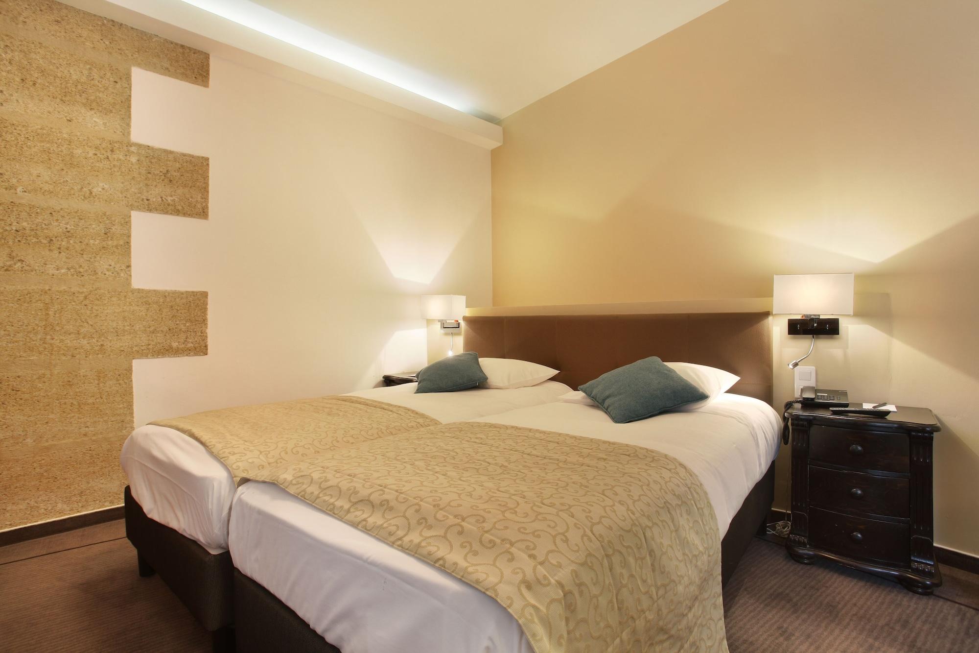 Rotonde Hotel 4*