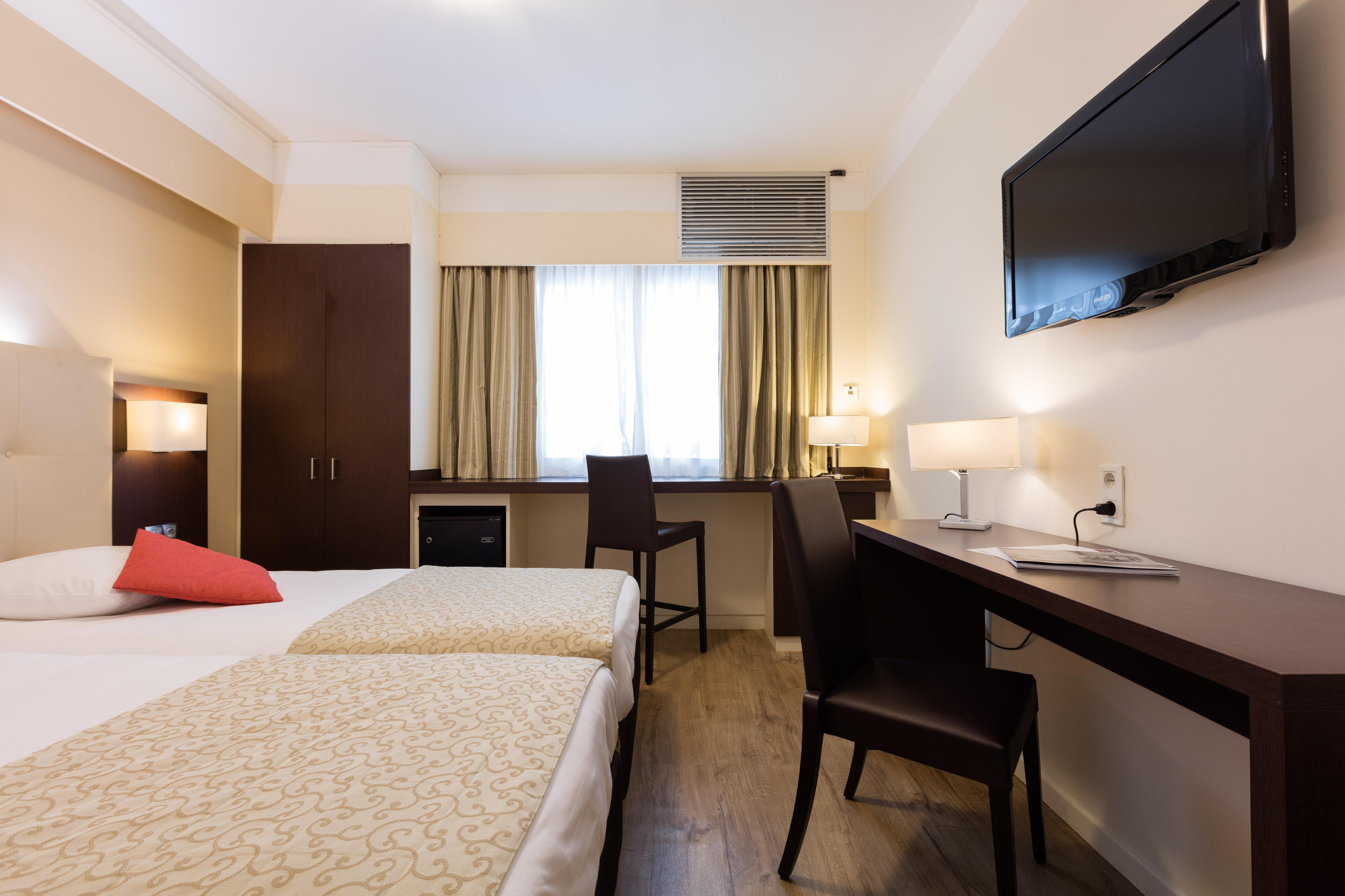 Hotel De La Rotonde Aix En Provence 4*